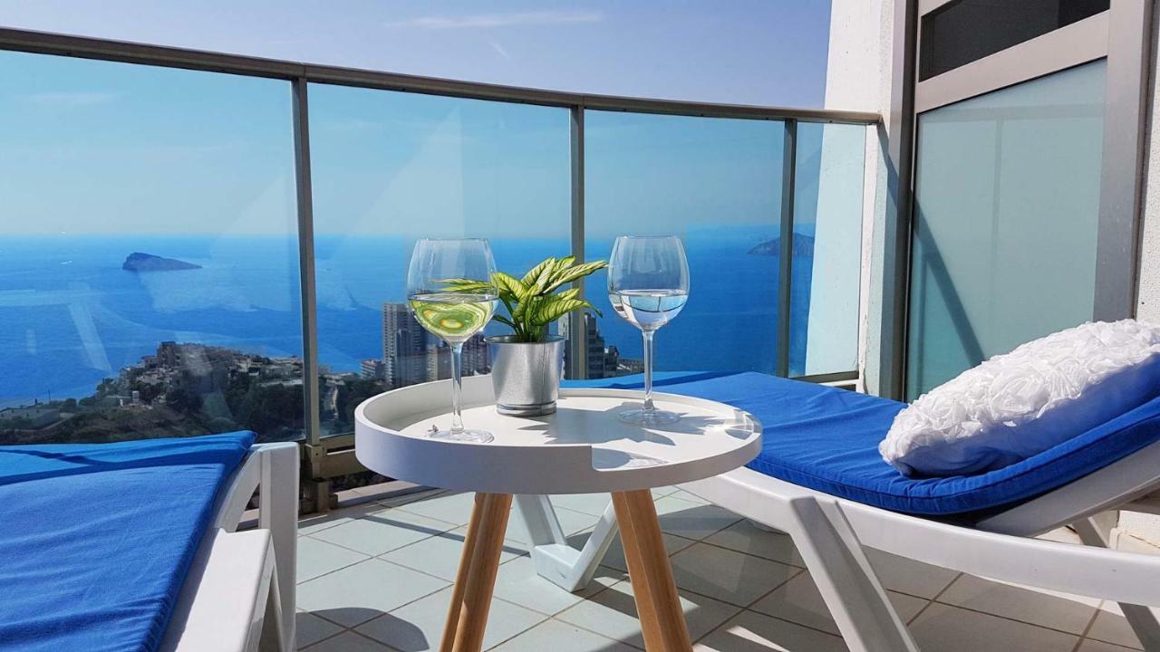 Highrise Apartment With Private Terrace & Sea Views - 34Th Floor بينايدورم المظهر الخارجي الصورة
