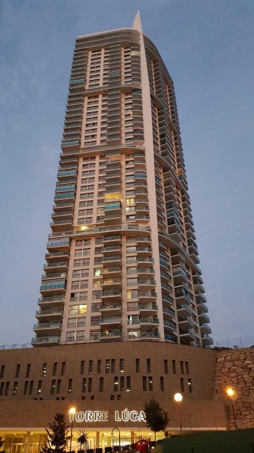Highrise Apartment With Private Terrace & Sea Views - 34Th Floor بينايدورم المظهر الخارجي الصورة